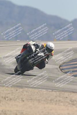 media/Sep-20-2025-Race Pace (Sat) [[d4e1b33f4d]]/Non Verified/Turn 12 (12pm)/